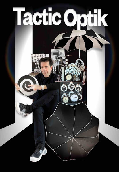 Affiche promotionnelle pour magie de d'illusion d'option pour les fêtes de fin d'année.